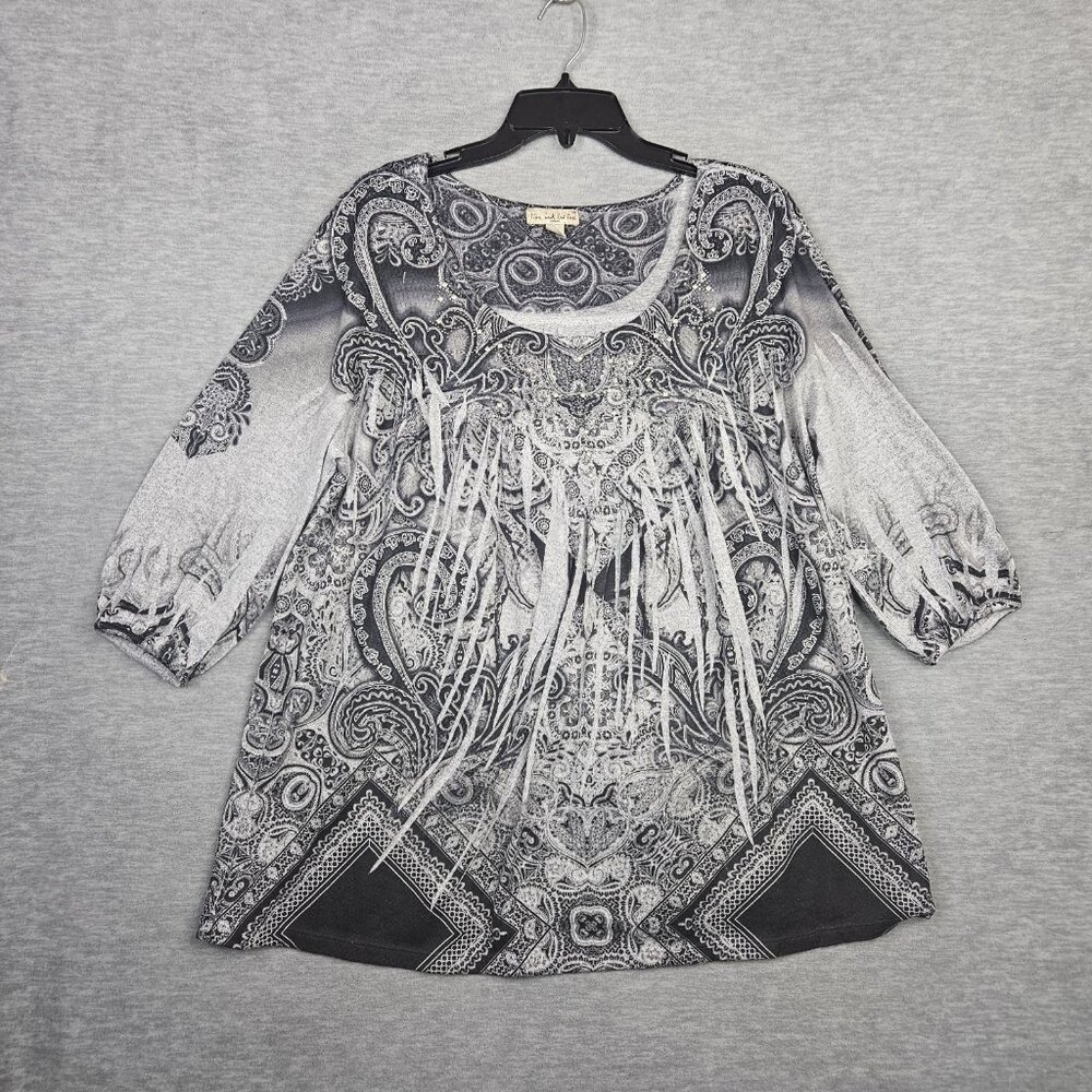 Live and Let Live Paisleys Rhinestone Embellished Women's Knit Top Size 1X